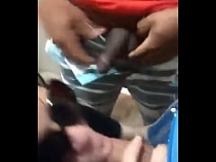 Play MP4 - safada do banheiro