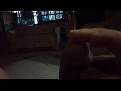 Play MP4 - Me masturbo con la tanga sucia de mi cu&ntilde;ada entro a su cuarto mientras no est&aacute;