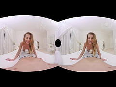 Play MP4 - VirtualRealPorn&period;com - Friends with benefits