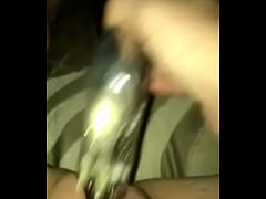 Play MP4 - Tinder slut uses toy