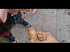 Play MP4 - The guards saw us sucking cocks at the factory construction site&comma; hot cum &comma; exclusive audience&excl;