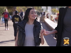 Play MP4 - Anouk et Didi&comma; deux belles femmes coquines