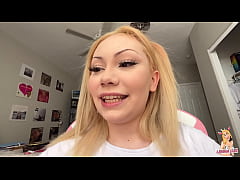 Play MP4 - Giantess Goddess Will Eat You Vore