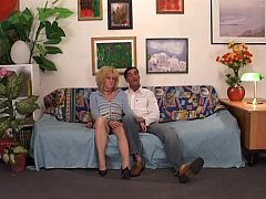 Play MP4 - Amateur couple fucking in front of a camera without mask&excl;