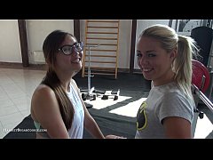 Play MP4 - Stunning Christen Courtney fucks in the gym