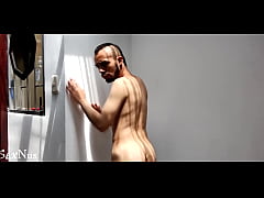 Play MP4 - Desnudo en el patio de mi casa