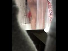 Play MP4 - E585D1E5-D09B-4B1A-B5EF-40B59D6D6DCD&period;MOV