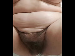 Play MP4 - opening enjoying with hairy pussy