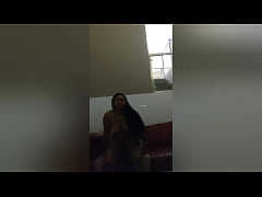 Play MP4 - Esposo dotado e pauzudo fodendo a morena rabuda no motel