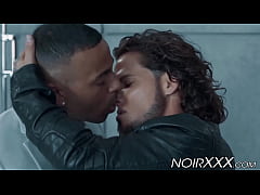 Play MP4 - Inked Archer Croft rimmed and anal fucked by Zario Travezz