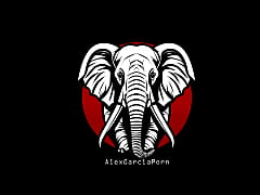 Play MP4 - AGan - Tr&iacute;o anal en la playa con joven de &eacute;bano - VIDEO COMPLETO