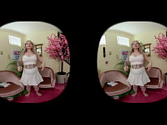 Play MP4 - VR Gender Swap Into Hot StepSister&colon; Grope & Felt Up