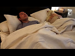 Play MP4 - Riley Evans a wife fucked anal