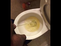 Play MP4 - piss anyone&quest;