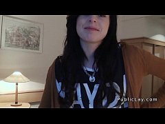 Play MP4 - Brunette banging in public hotel room