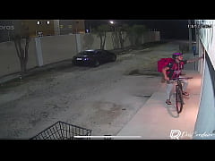 Play MP4 - PEDI UM LANCHE NO IFOOD E SEDUZI O ENTREGADOR&comma; GOZEI GOSTOSO NO PAU DESSE SAFADO