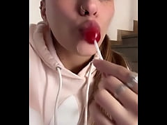 Play MP4 - Boomerang raaaaaro