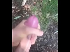 Play MP4 - Quick cum outdoors
