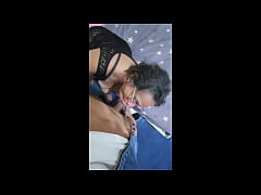 Play MP4 - POV ALUMNO FOLLANDO A SU PROFESORA PARA APROBAR LOS CURSOS