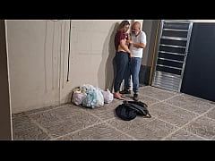 Play MP4 - College students skip class and have sex behind the school in secret