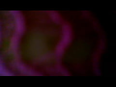 Play MP4 - Escurriendo leche