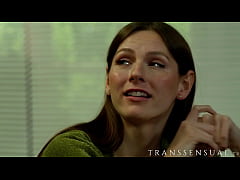 Play MP4 - A free blowjob for my coworker