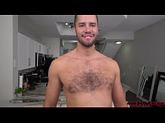 Play MP4 - Dan Damage Gets His Armpits And Feet Worshiped By Chloe Temple&excl;