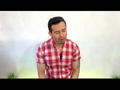 Play MP4 - Campesino hetero vergon acepta cogerse a pelo a un citadino por dinero en el monte&excl; Relato sexual