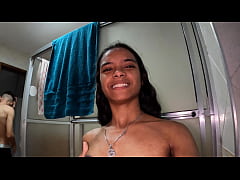 Play MP4 - Jasmine Santanna levou f&atilde; para um banho