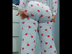 Play MP4 - Who likes my pajamas&quest;&quest;&num;motivacion&num;trend&num;viral