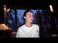 Play MP4 - You Help Me&comma; I'll Help You - Family Fantasy