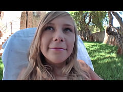 Play MP4 - Teen Lena Nitros fick Urlaub auf Malle