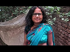 Play MP4 - Desi wife hard-core fuking neighbour boy's outdoor