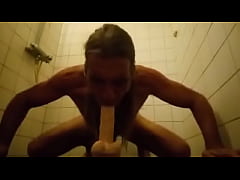 Play MP4 - Sucking a big dick