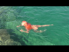 Play MP4 - Blue water and a naked girl&excl;