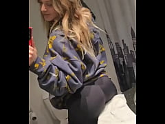 Play MP4 - I think I will take your face like a seat&excl;&quest;