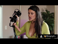 Play MP4 - MOMMY'S GIRL - Stepmom Penny Barber DOMINATES Stepsisters Jill Kassidy & Liz Jordan In Naughty 3-Way