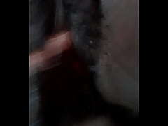 Play MP4 - He fingered her until she wet