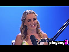 Play MP4 - Beautiful totally naked blonde MILF masturbates so hot MILF pleased herself