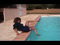 Play MP4 - Marjories Video to Gallerie 032