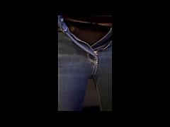 Play MP4 - 【カラオケ】やってはいけない所でオナニーするのが興奮する地味な女子大生のオナニー。