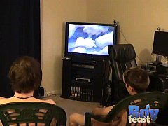 Play MP4 - Jared Has Some Company While He Jerks Off