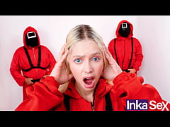 Play MP4 - Squid Game - Viv&iacute;an Lola brasilera es follada por el ano al no seguir las advertencias de sus jefes en juego del calamar