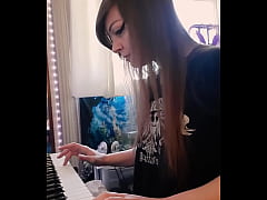 Play MP4 - Gamergirlroxy Playing the SIMS build 2 music