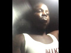 Play MP4 - Crazybitch having fun in the darkness