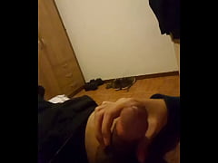 Play MP4 - Hairy boy masturbating