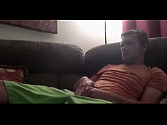 Play MP4 - Hardcore Harold Finds Vid Of Sexy Porno