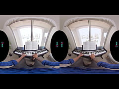 Play MP4 - VRHUSH Rebecca Vanguard will do anything for a passing grade