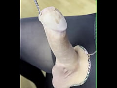 Play MP4 - New ripped sound going deep