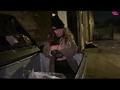 Play MP4 - Nasty street girl in the dumpster stripping